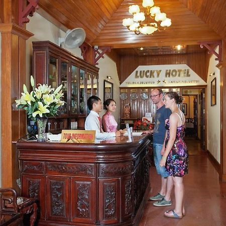 Lucky Central Hotel & Travel Hanoi Exteriör bild