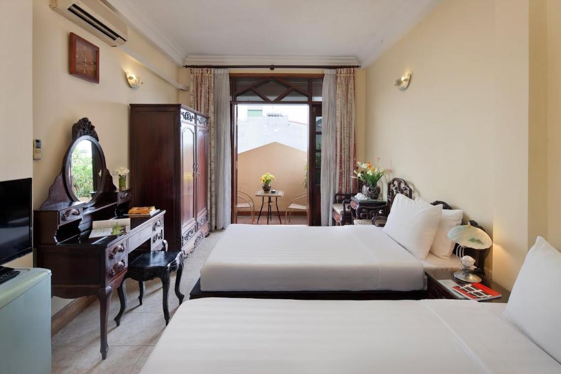 Lucky Central Hotel & Travel Hanoi Exteriör bild