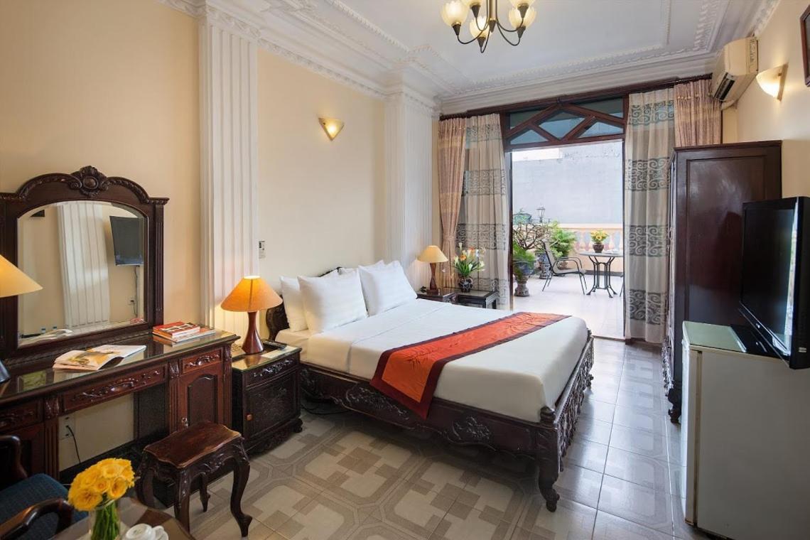 Lucky Central Hotel & Travel Hanoi Exteriör bild